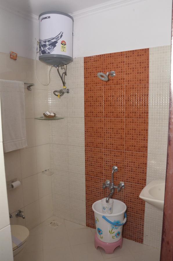 Hotel Royal Classic Bareilly Buitenkant foto